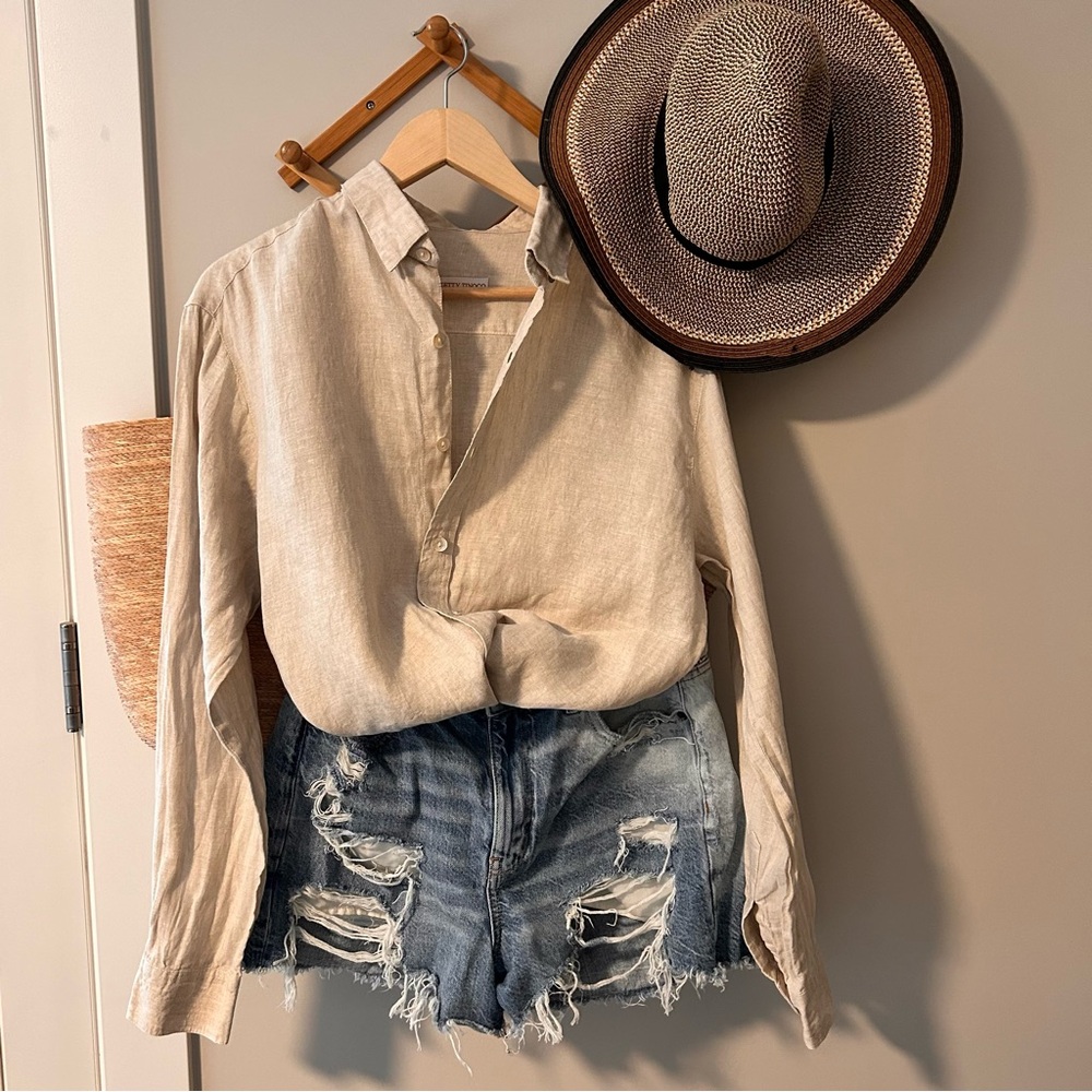 Ketty Tinoco Linen Button-Up – Size L – Made in Colombia